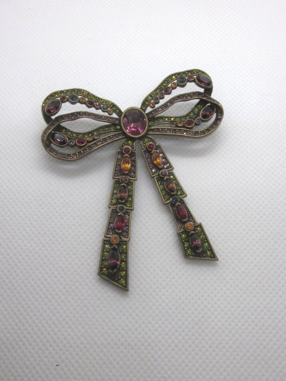 Heidi Daus Articulated Bow Brooch - Picture 5 of 5